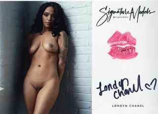 Londyn Chanel autograph