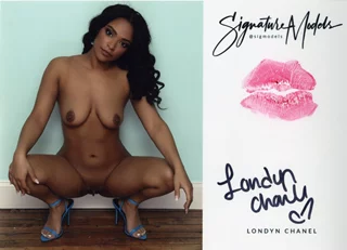 Londyn Chanel autograph
