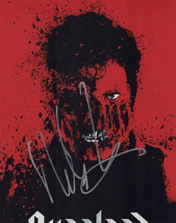 Pilou Asbaek autograph