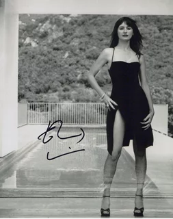 Emily Mortimer autograph