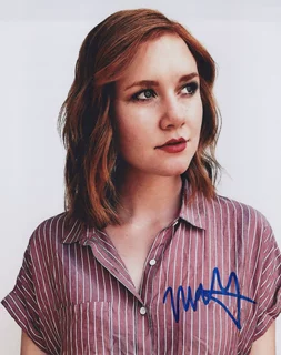 Madisen Beaty autograph