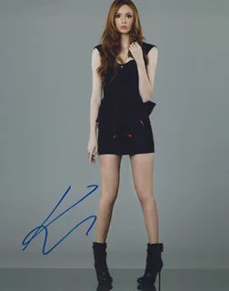 Karen Gillan autograph