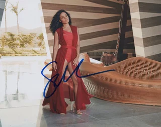 Sanaa Lathan autograph