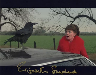 Elizabeth Shepherd autograph