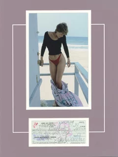 Jamie Lee Curtis autograph