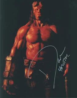 David Harbour autograph