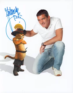 Antonio Banderas autograph