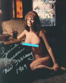 Lorrie Menconi autograph