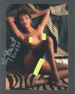 Liz Stewart autograph