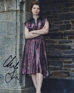 Chloe Levine autograph