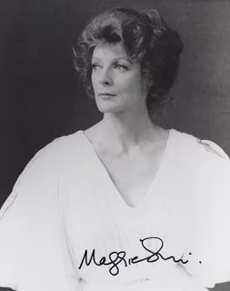 Maggie Smith autograph