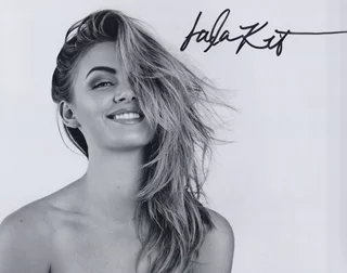 Lala Kent autograph