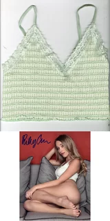 Riley Anne autograph