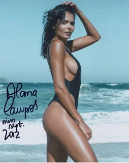 Alana Campos autograph