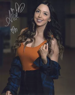 Allie autograph