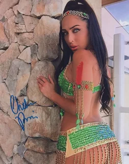 Chelsea Pereira autograph