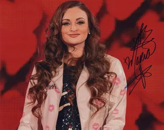 Maria Kanellis autograph