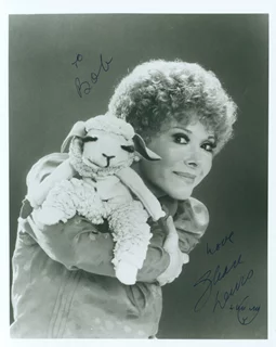 Shari Lewis autograph