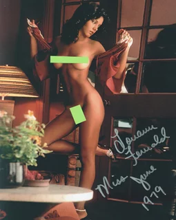 Louann Fernald autograph
