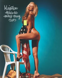 Kristen Nicole autograph