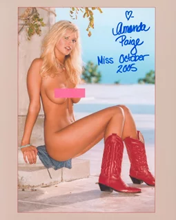 Amanda Paige autograph