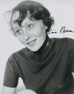 Luise Rainer autograph