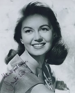 Janette Scott autograph