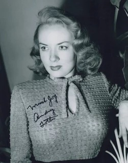Audrey Totter autograph