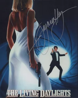 Virginia Hey autograph