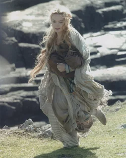 Sophia Myles autograph