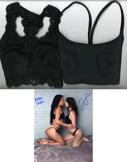 Jessi and Krista autograph