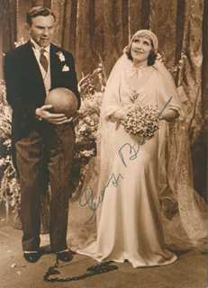 George Burns autograph