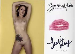 Leslie Kay autograph