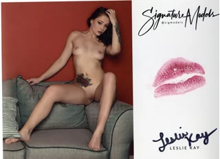 Leslie Kay autograph