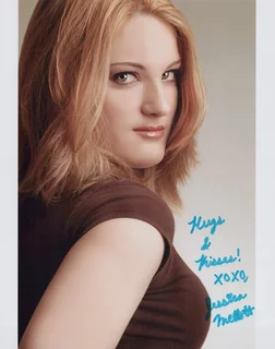 Jessica Mellott autograph