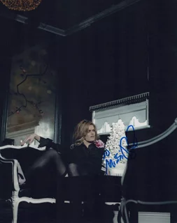 Missi Pyle autograph