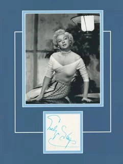 Evelyn Keyes autograph