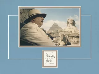 Peter Ustinov autograph