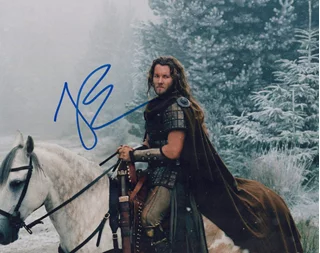 Joel Edgerton autograph