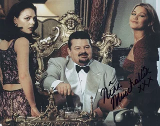 Nina Muschallik autograph