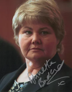 Annette Badland autograph