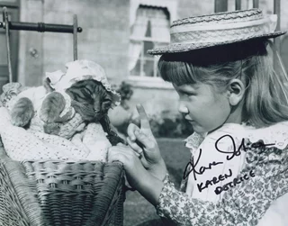 Karen Dotrice autograph