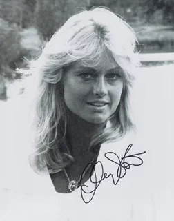 Mary Stavin autograph