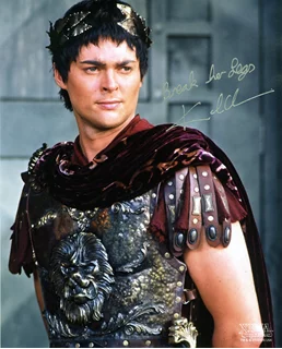 Karl Urban autograph