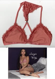 Lauryn Wolfe autograph