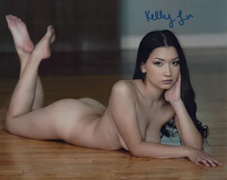 Kelly Lu autograph