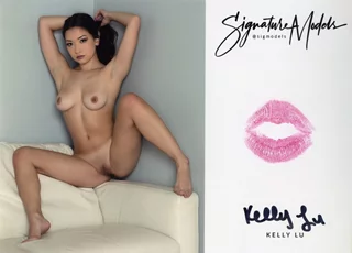 Kelly Lu autograph