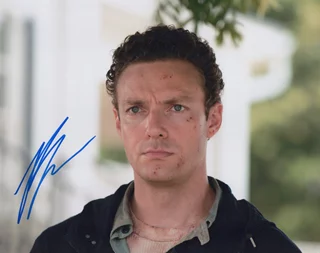 Ross Marquand autograph