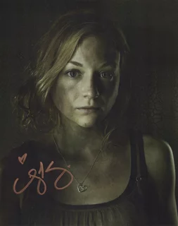 Emily Kinney autograph