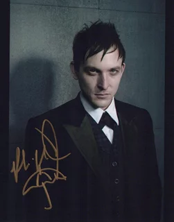 Robin Lord Taylor autograph